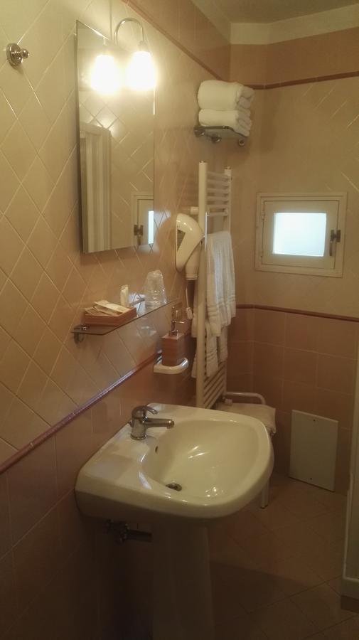 Domus Angela B&B トラーニ エクステリア 写真
